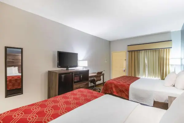 Royal Palms Inn 8